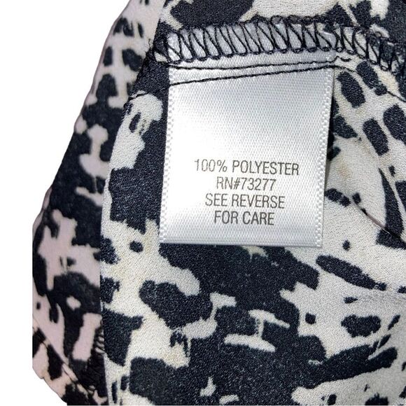 Apt. 9 Short Sleeve Blouse - Picture 3 of 4